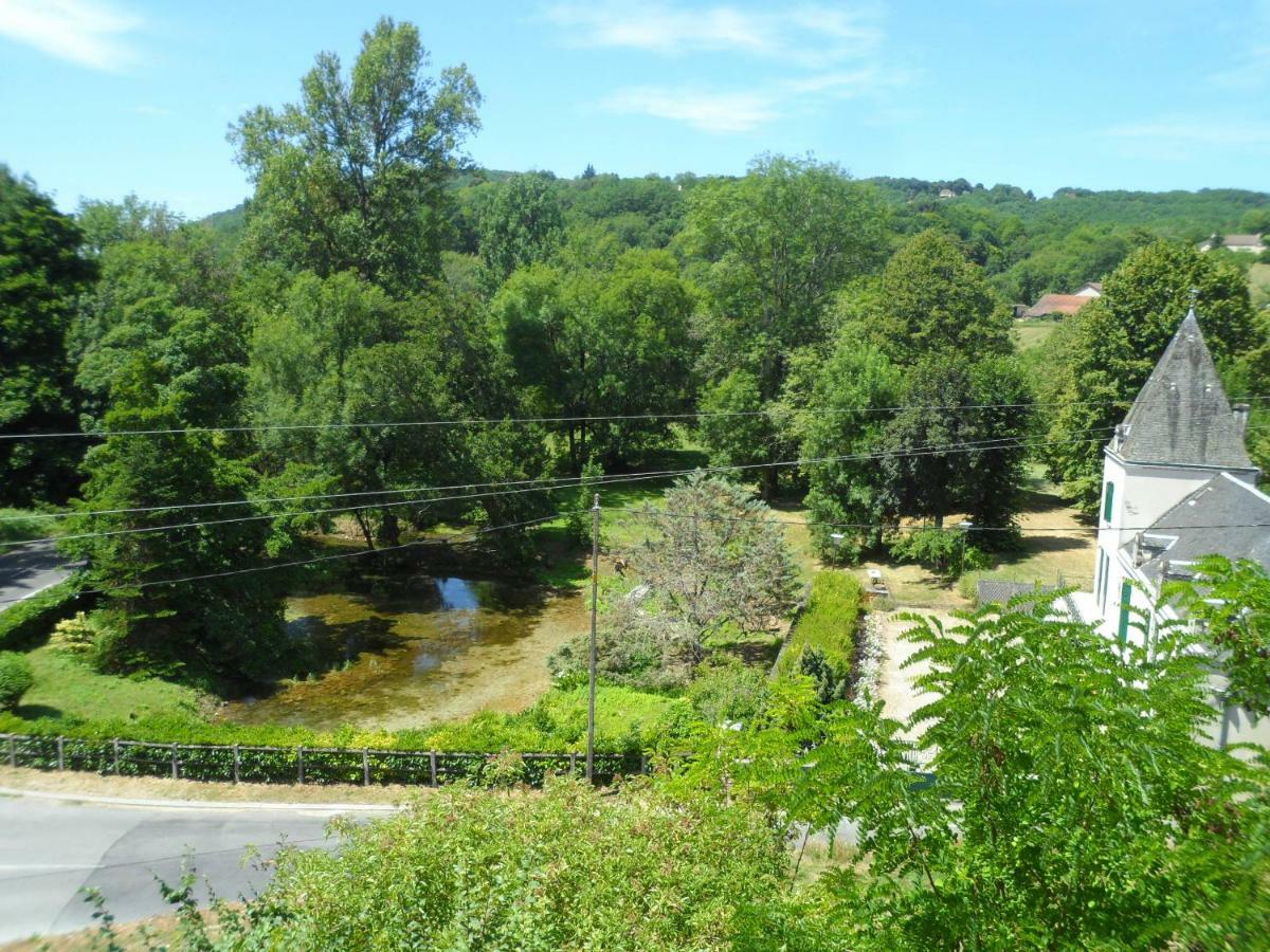 La Petite Tour Villa Carlux Exteriör bild